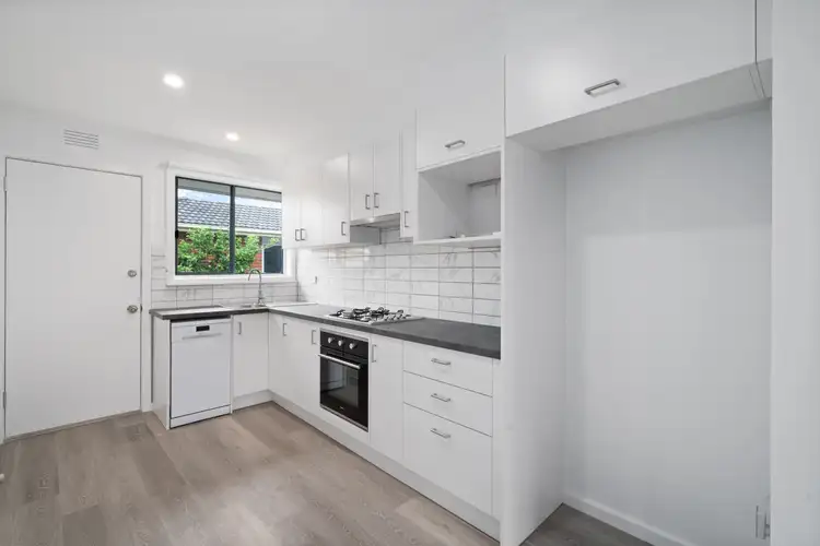 Fourth view of Homely unit listing, 2/2B Haughton Street, Cheltenham VIC 3192