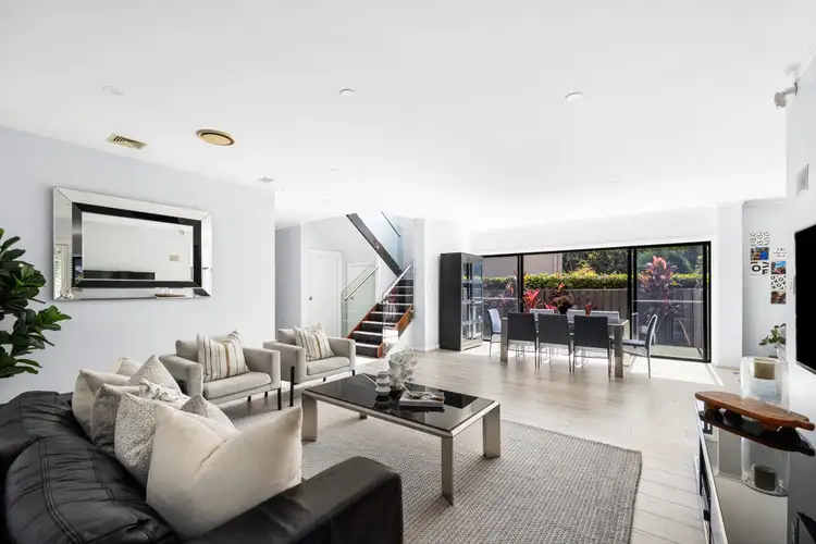 Fifth view of Homely house listing, 6 Vals Court, St Ives NSW 2075