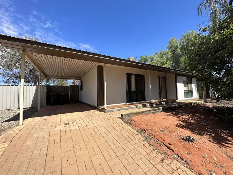 8 Finniss Street