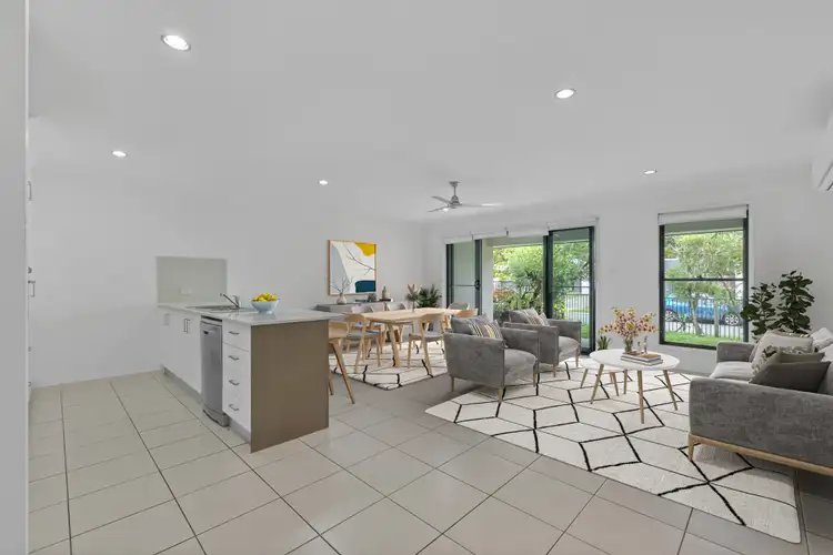 1/18 Warilla View, Blacks Beach QLD 4740