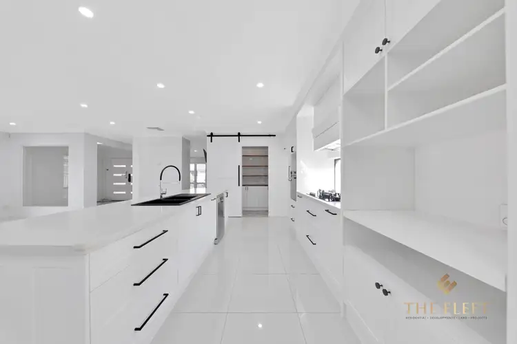 Fourth view of Homely house listing, 3 Sunflower Walk, Sanctuary Lakes VIC 3030