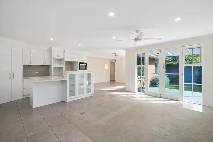 49 Stuart Avenue, Cheltenham VIC 3192