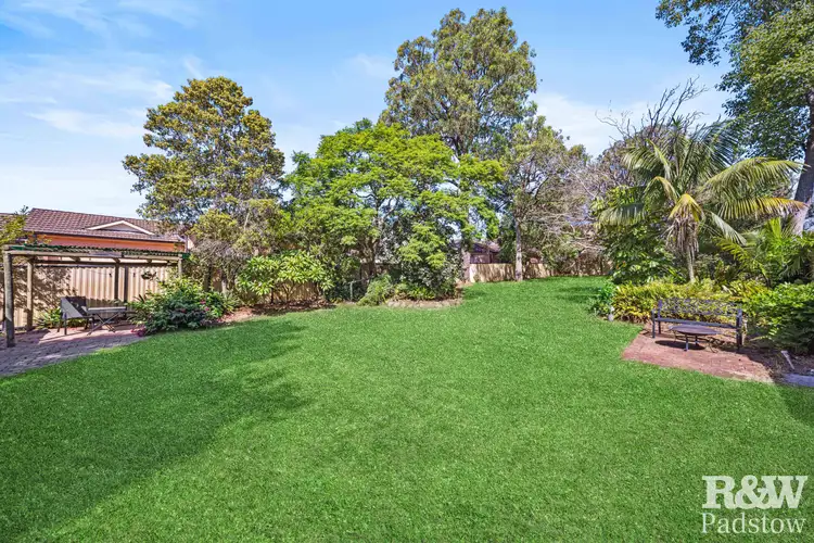 74 Vega Street