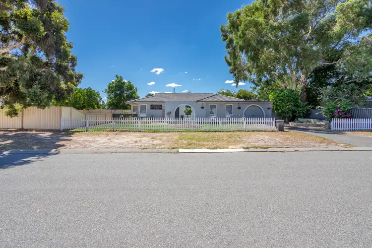 Fifth view of Homely house listing, 1 Cherry Way, Camillo WA 6111