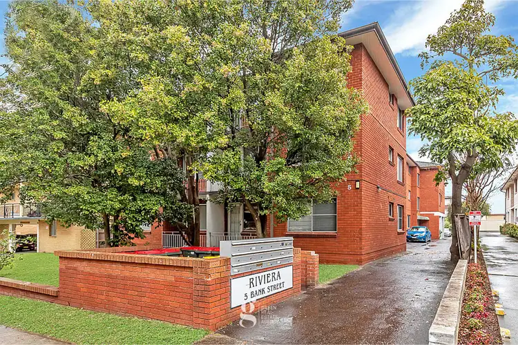 1/5 Bank Street, Meadowbank NSW 2114