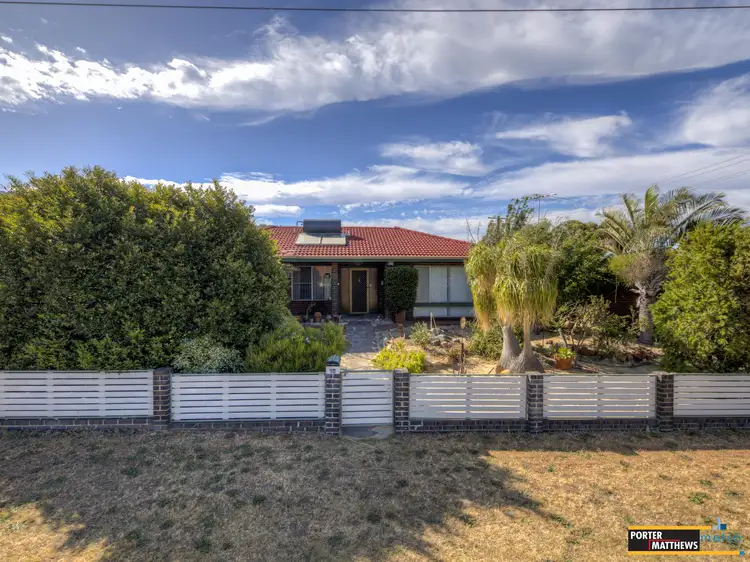18 Coolabah Way, Forrestfield WA 6058