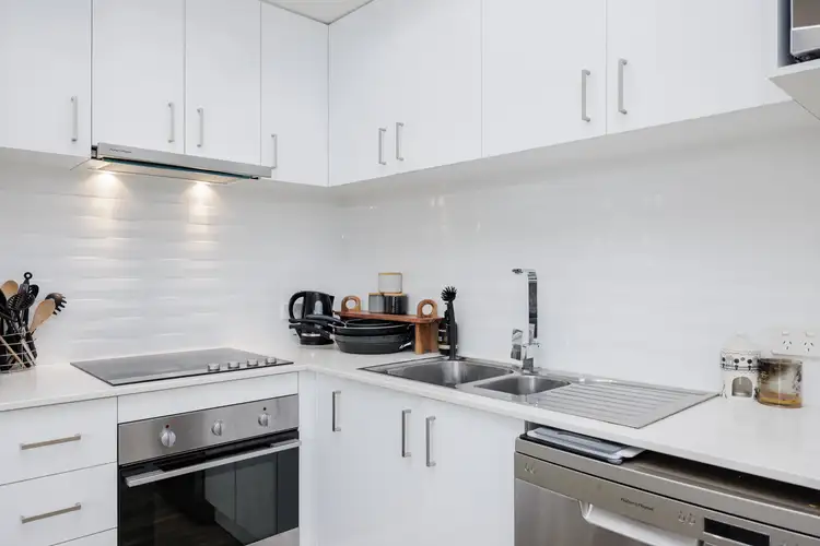 Fourth view of Homely apartment listing, 6/38 Orpington Street, Cloverdale WA 6105