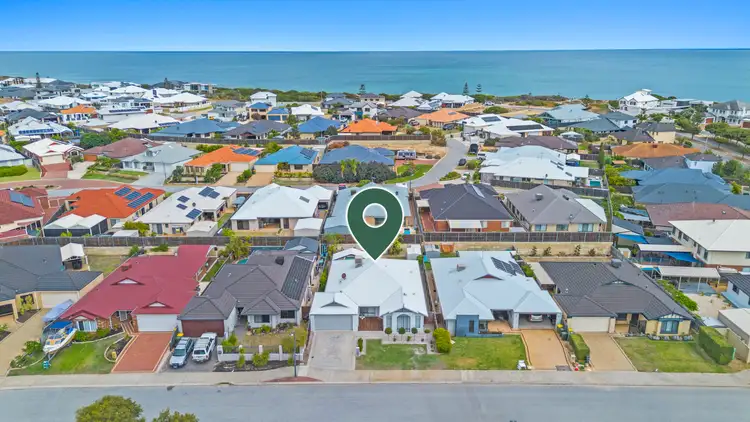 8 Quandong Parkway