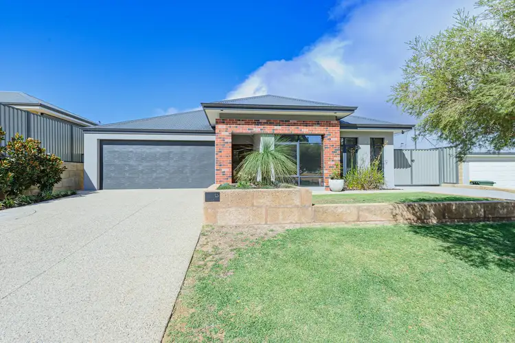 16 Military Pass, Byford WA 6122