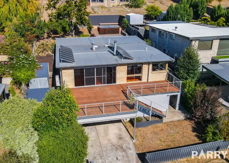 44 Neika Avenue