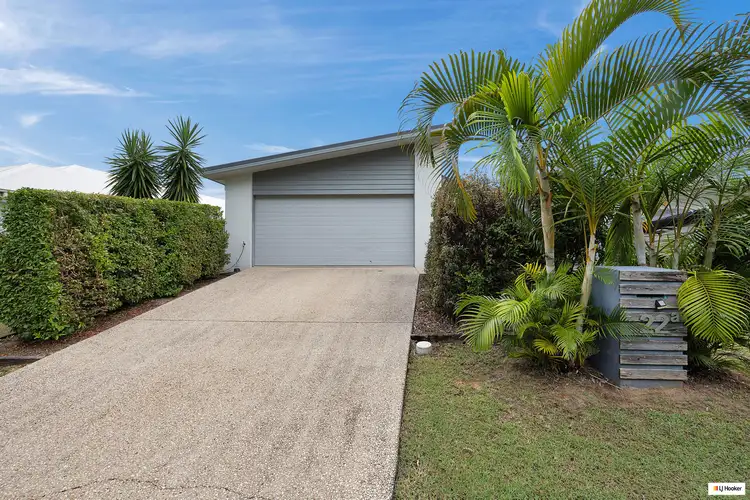 22A Newport Pde, Blacks Beach QLD 4740