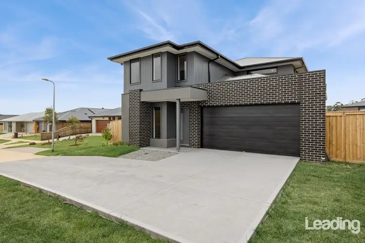 Second view of Homely house listing, 33 Lory Circuit, Sunbury VIC 3429