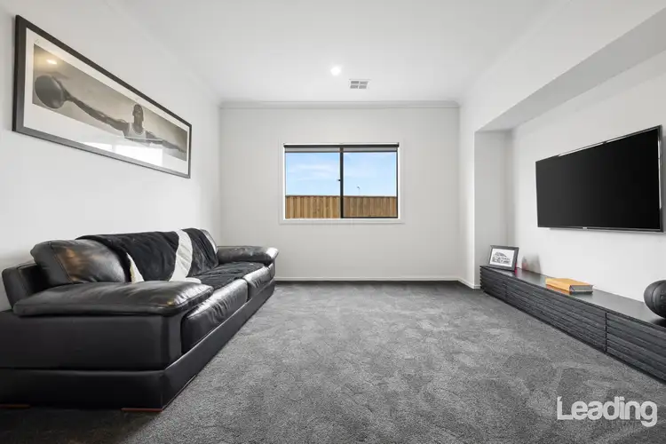 Third view of Homely house listing, 33 Lory Circuit, Sunbury VIC 3429