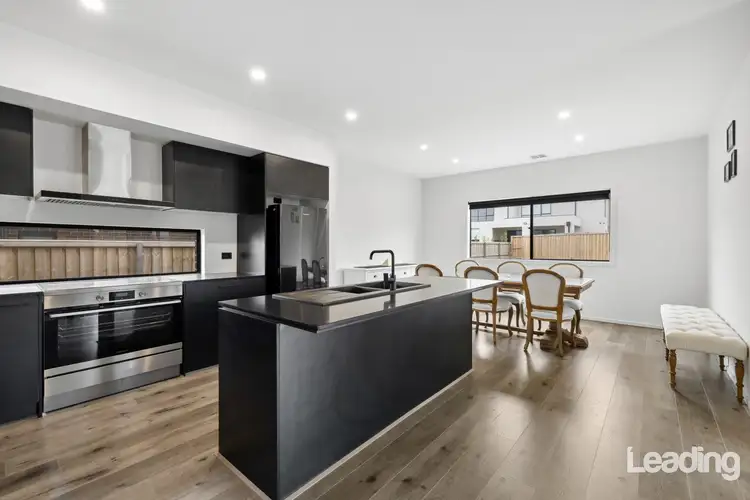 Fifth view of Homely house listing, 33 Lory Circuit, Sunbury VIC 3429