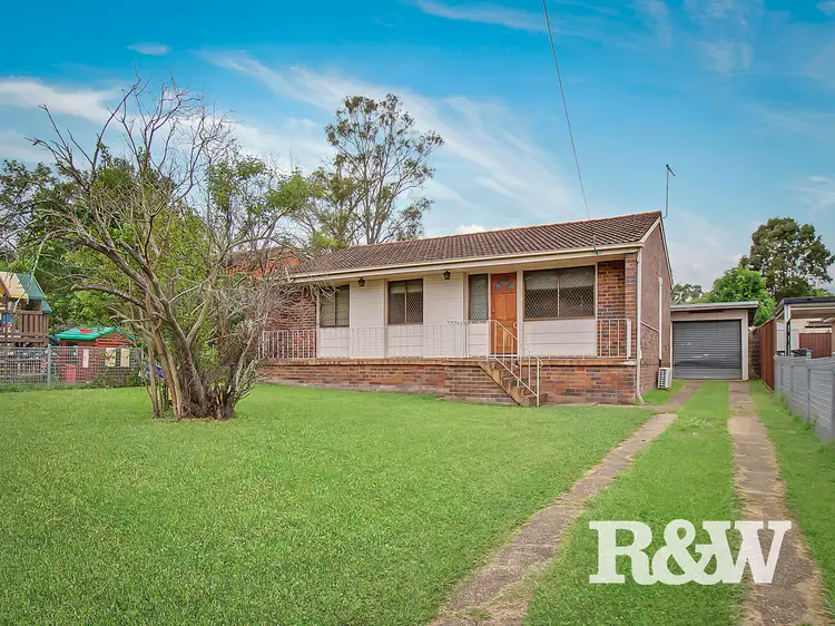 45 Keesing Crescent