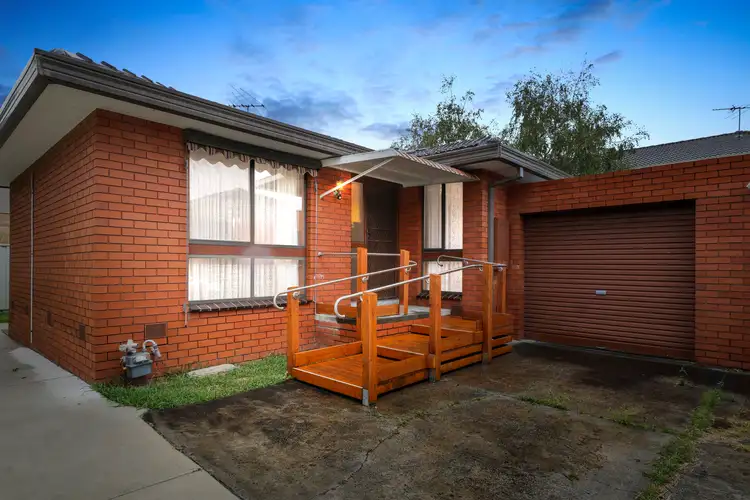 Main view of Homely unit listing, 3/7 Stuart Street, Noble Park VIC 3174
