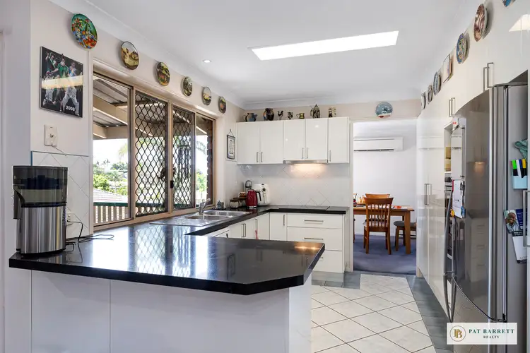 3 Riseborough Terrace, Cleveland QLD 4163