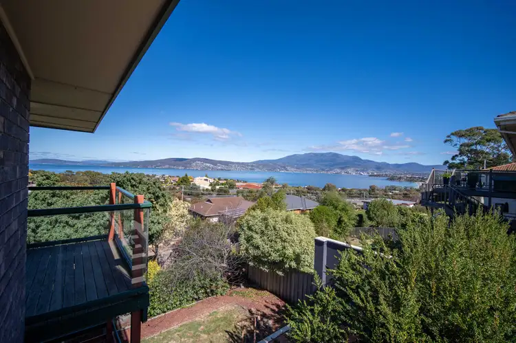 11 Merindah Street, Howrah TAS 7018