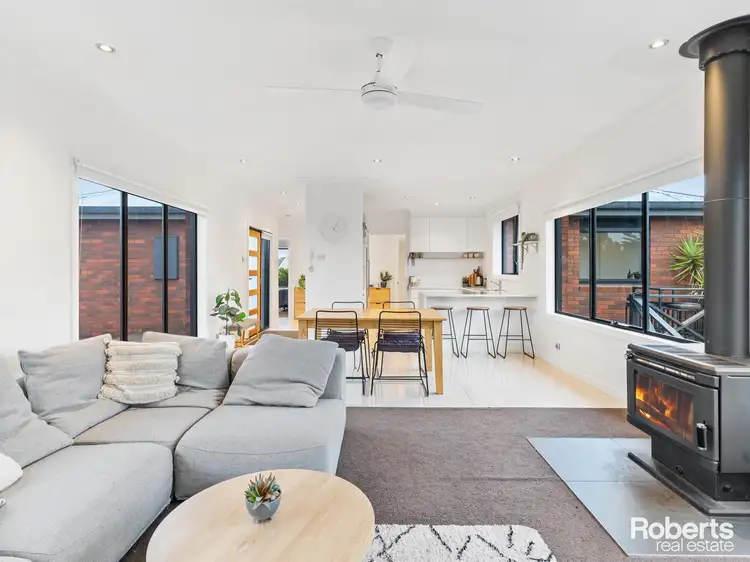 6 Hillcrest Road, Devonport TAS 7310