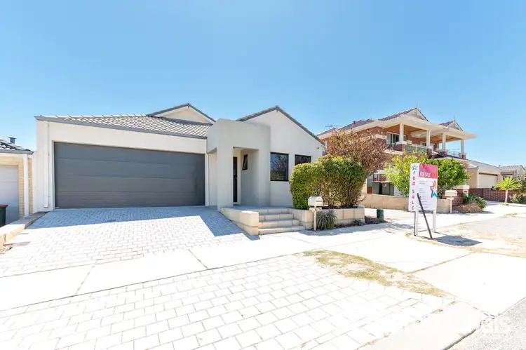 Main view of Homely townhouse listing, 2/26 Matta Way, Pearsall WA 6065