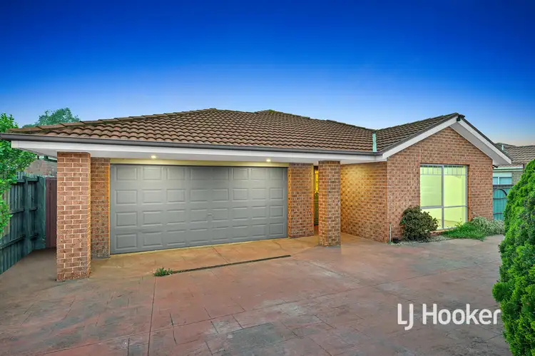 22 Darlingsford Boulevard, Melton VIC 3337