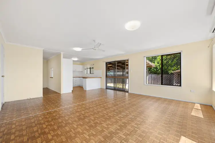 Fourth view of Homely house listing, 5 Atholl Court, Kin Kora QLD 4680
