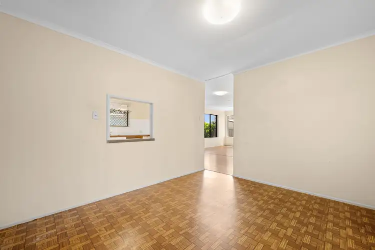 Sixth view of Homely house listing, 5 Atholl Court, Kin Kora QLD 4680