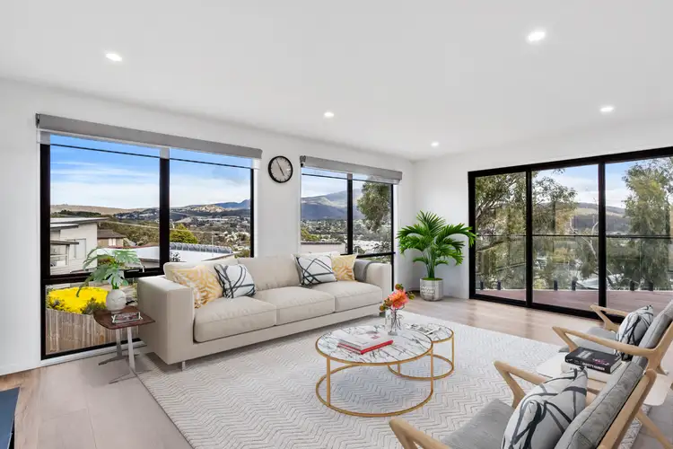 1 Panoramic Dr, Kingston TAS 7050