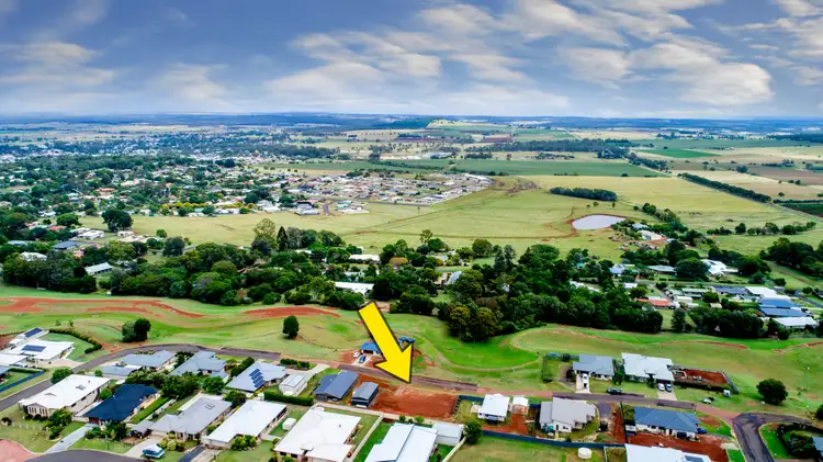 12 Bernard Crescent, Kingaroy QLD 4610
