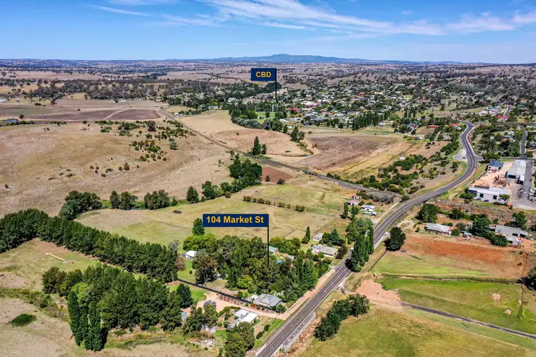 104 Market Street, Molong NSW 2866