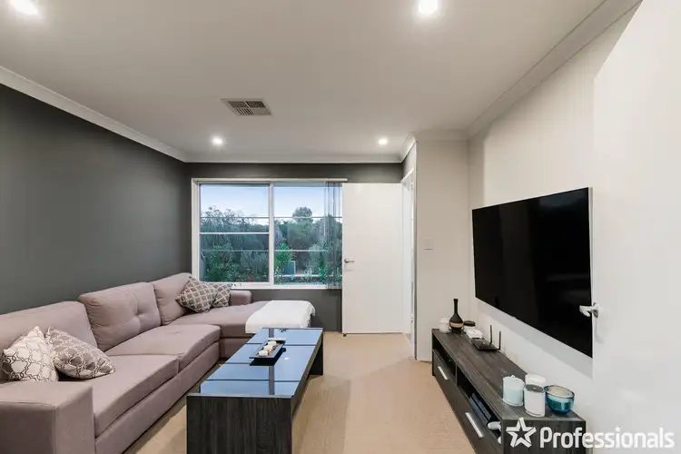 Fifth view of Homely house listing, 15 Paroo Way, Wandi WA 6167