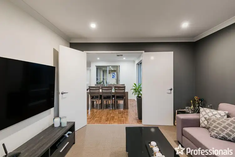Seventh view of Homely house listing, 15 Paroo Way, Wandi WA 6167
