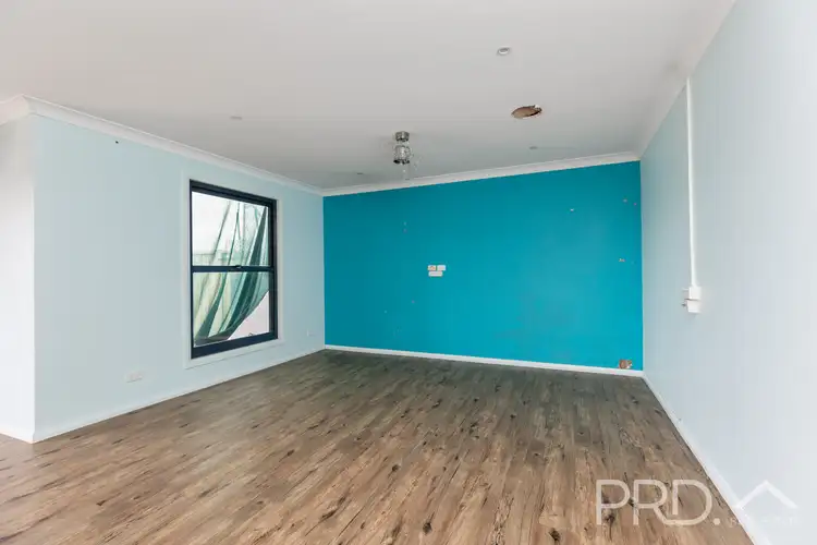Seventh view of Homely house listing, 15 Eberlin Place, Tumut NSW 2720