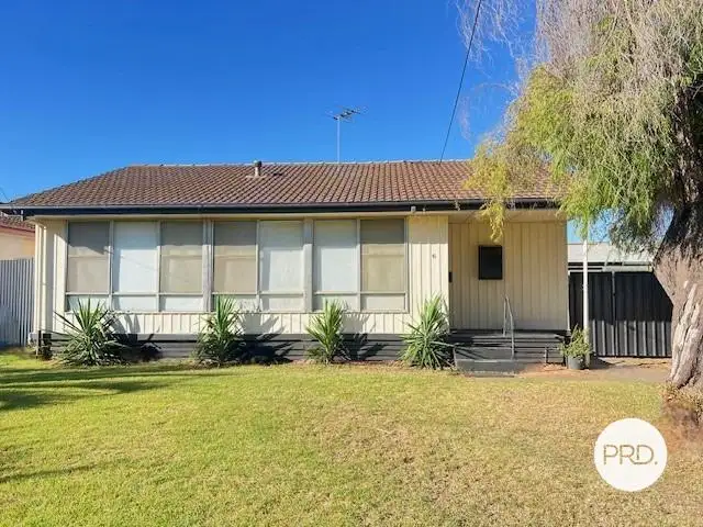 6 Christie Parade