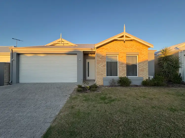 4 Rive way, Caversham WA 6055