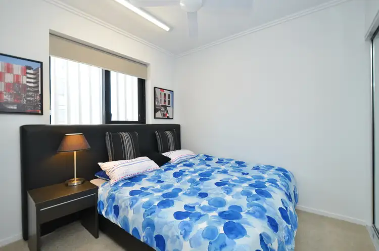 Fifth view of Homely apartment listing, 2/5 Kingsway Place, Townsville City QLD 4810