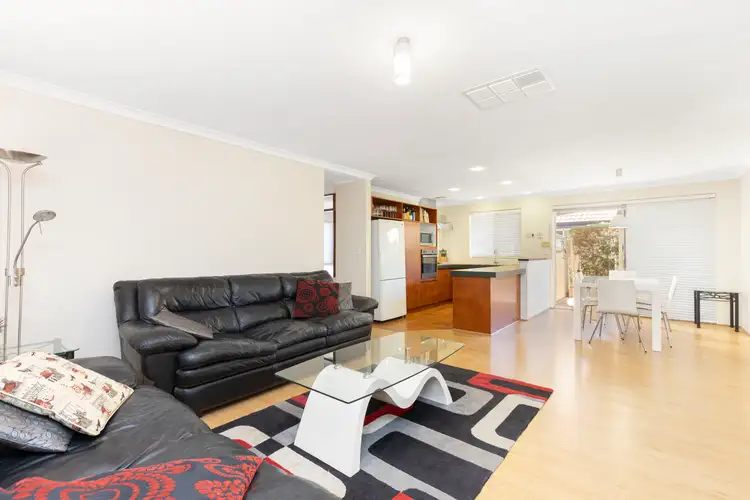 Fifth view of Homely villa listing, 5/61-65 Palmerston Street, St James WA 6102