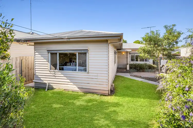 19 Loftus Street, East Geelong VIC 3219