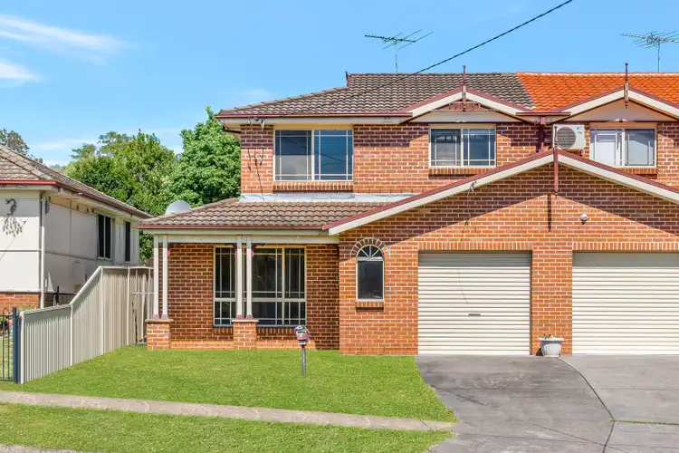 Main view of Homely house listing, 1/76 North Liverpool Road, Heckenberg NSW 2168
