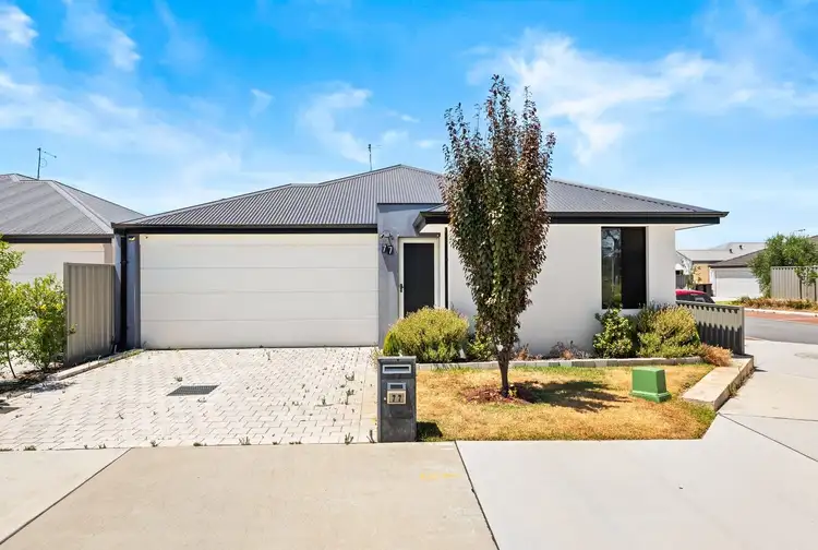 77 Piara Drive