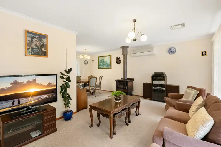 Fifth view of Homely house listing, 9 Spielberg Court, Wendouree VIC 3355