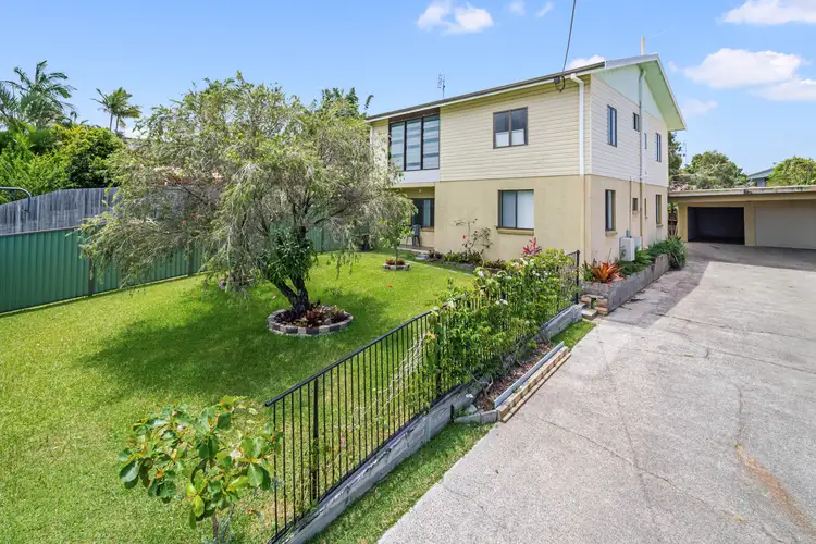 11A Beerburrum Street, Dicky Beach QLD 4551
