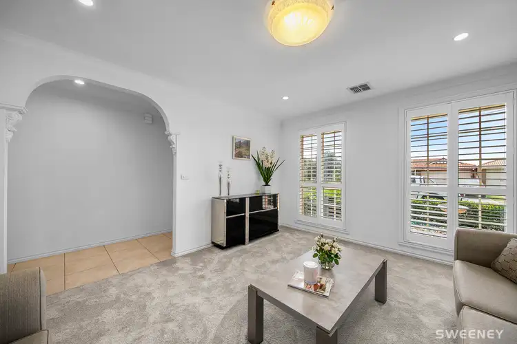 Fifth view of Homely house listing, 2 Holzgrefe Court, Altona Meadows VIC 3028