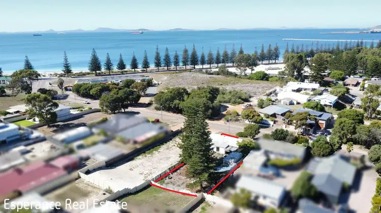 13 Phyllis Street, Castletown WA 6450