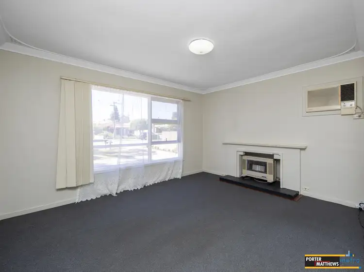Sixth view of Homely house listing, 136 Arlunya Avenue, Cloverdale WA 6105