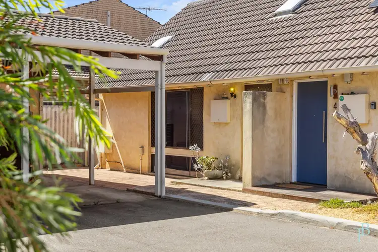 3/64 Robert Street, Como WA 6152