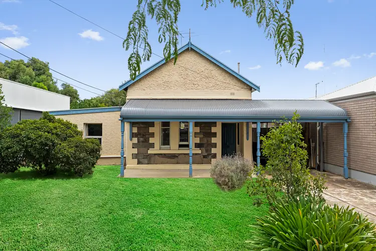 6 Chatham Road
