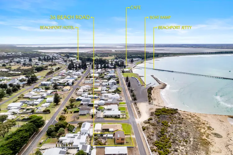 36 Beach Road, Beachport SA 5280