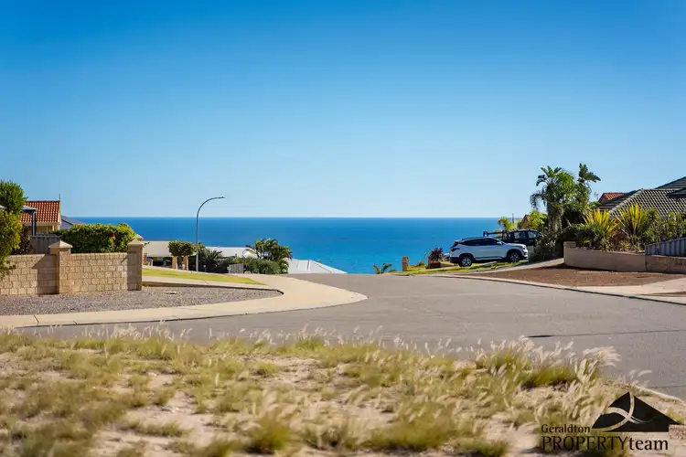 1 Shearwater Close, Wandina WA 6530