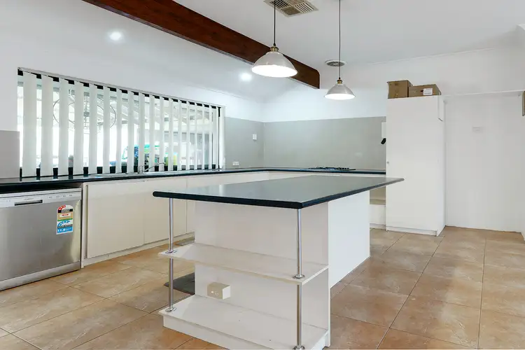 Fifth view of Homely house listing, 15 Cassia Link, Banksia Grove WA 6031